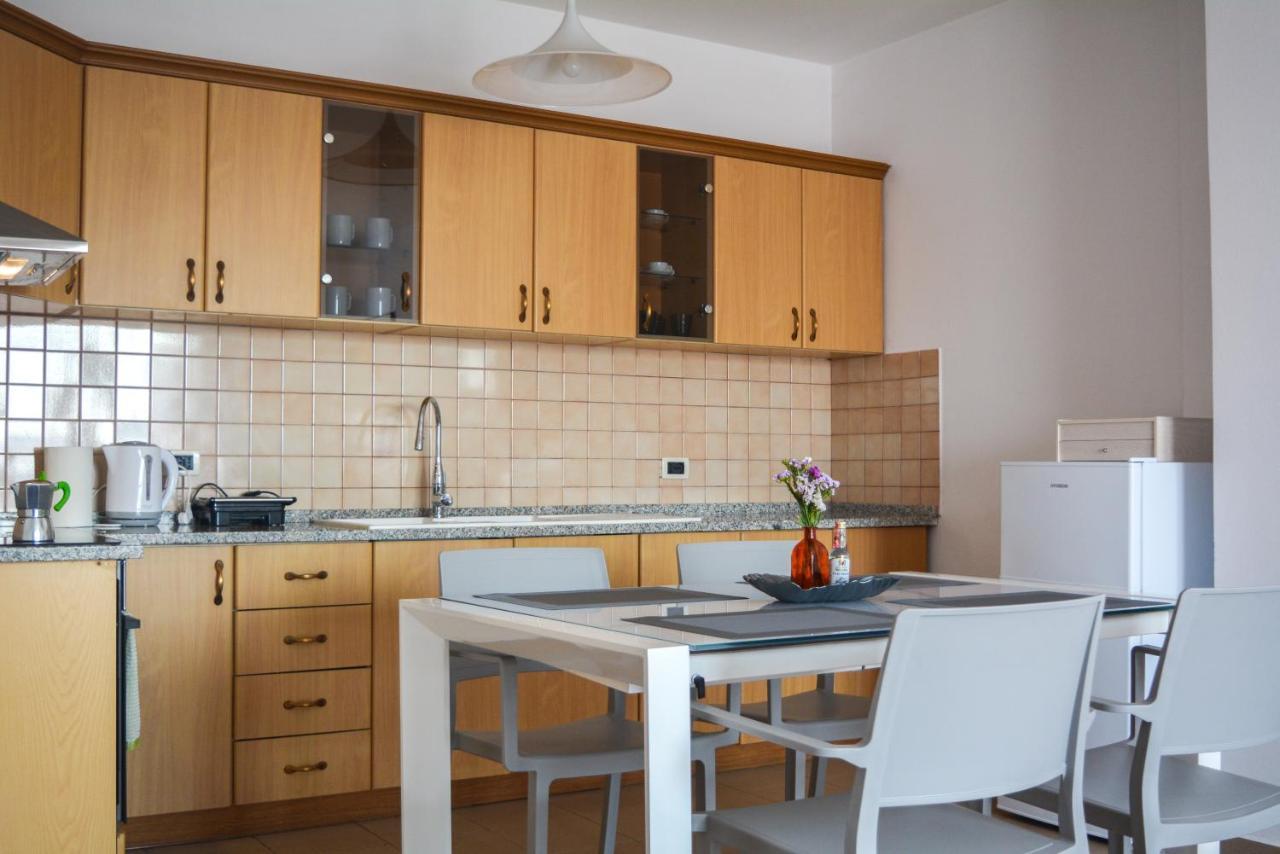Chiara Lovely Apartment Тирана Екстер'єр фото