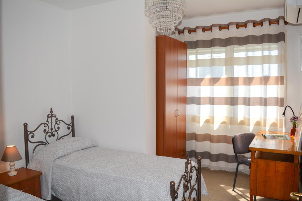 Chiara Lovely Apartment Тирана Екстер'єр фото